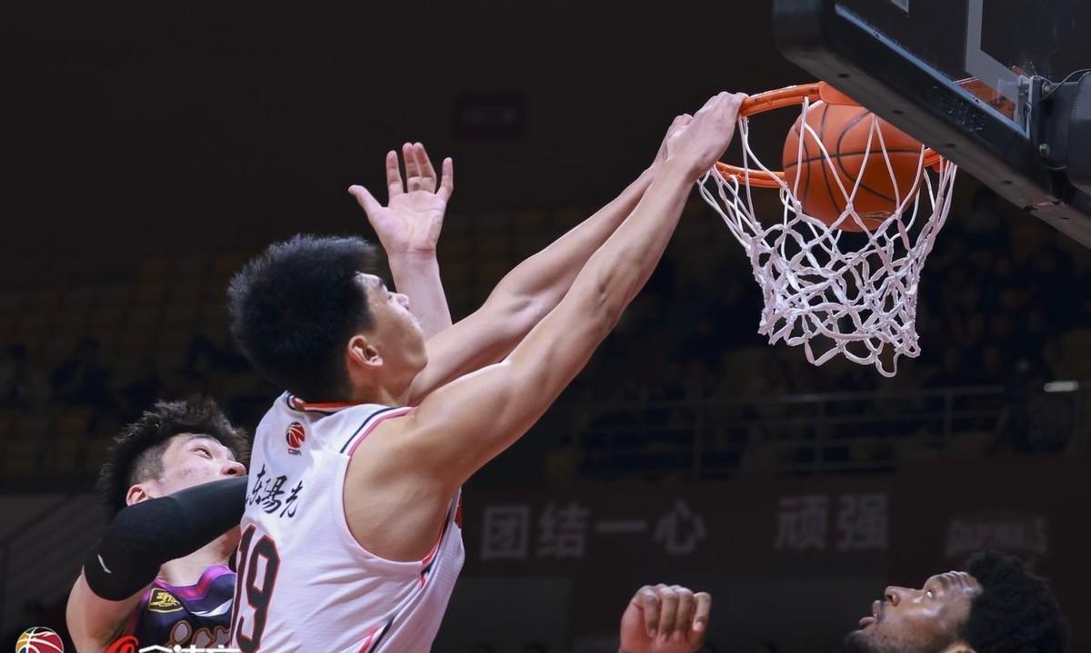 ayx爱游戏优惠 -马拉松超级杯焦点战：三湘麒麟队强势横扫瓯越旋风队，新星闪耀。本土核心状态回升(正在直播2020绍兴国际马拉松赛)