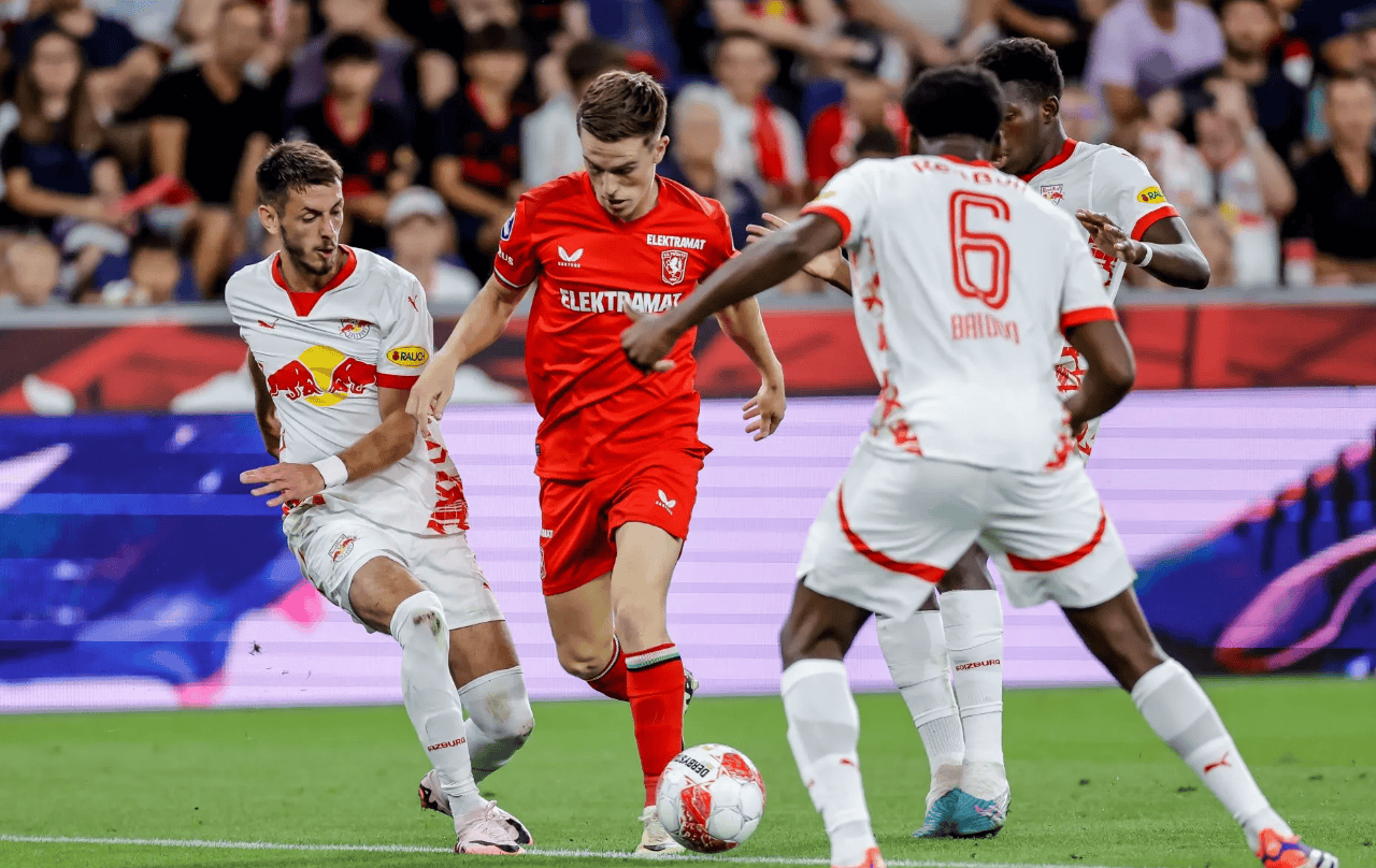 ayx爱游戏 - 今晚荷甲焦点战；多伦多猛龙外线爆发；压力陡增；资深球员宣示担当