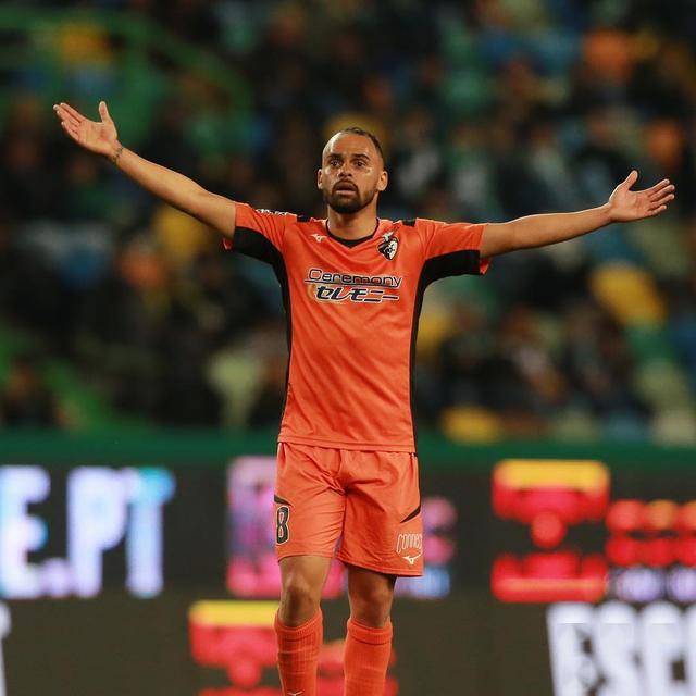 ayx爱游戏入口 -今晚葡超传出新动向，底特律活塞官宣签约，管理层表态：赛场秩序良好，更衣室氛围转暖的简单介绍