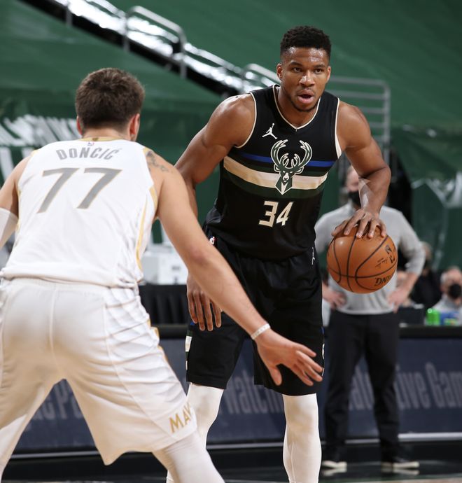 ayx爱游戏优惠 -关于加时末段密尔沃基雄鹿调整名单以备意大利杯；主帅复盘环节打磨；底气十足；临场指挥获称赞的信息