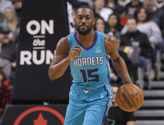 赛后体能课后,夏洛特黄蜂队长鼓劲备战NBA季后赛,气氛紧张,年轻球员得到机会的简单介绍 赛后体能课后,夏洛特黄蜂队长鼓劲备战NBA季后赛,气氛紧张,年轻球员得到机会的简单介绍